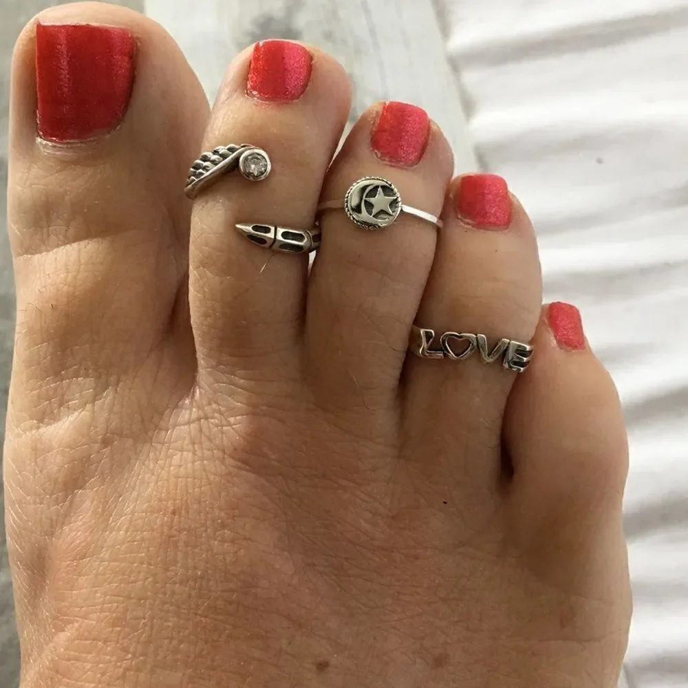 Sterling Silver Love Toe Ring Midi Ring